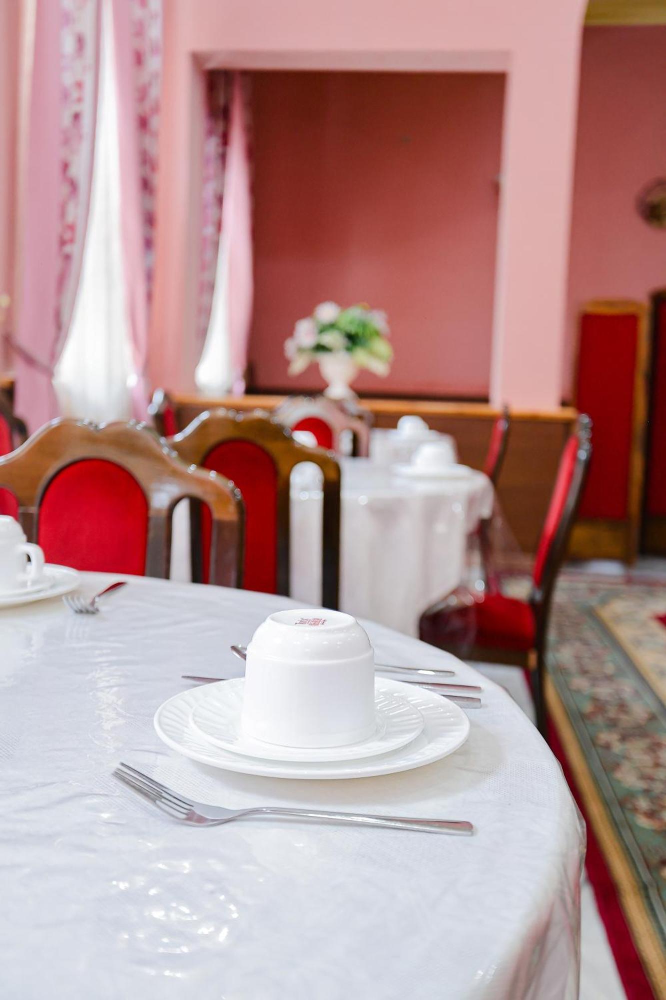 Yangi Sharq Hotel Самарканд Екстериор снимка