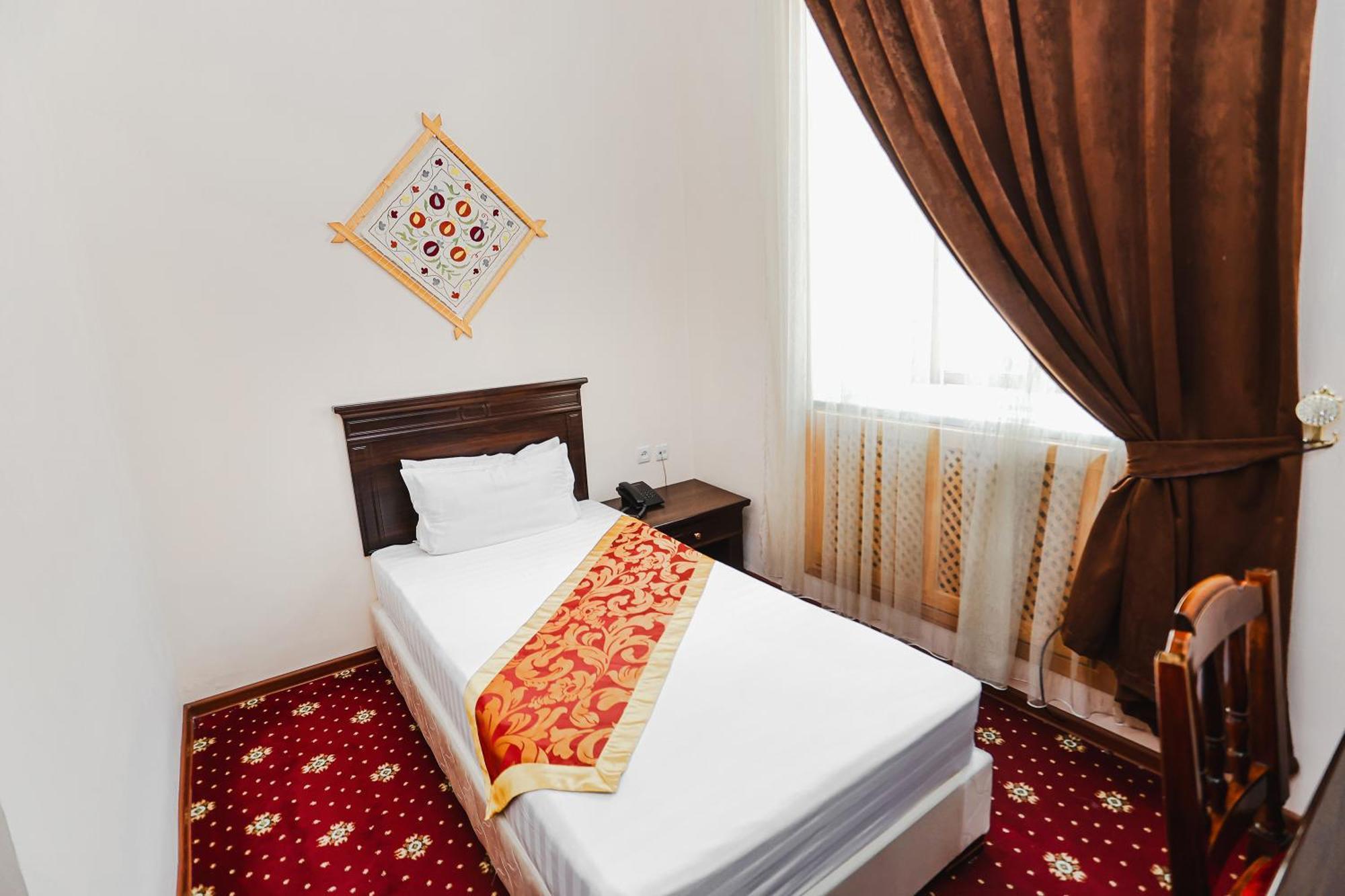 Yangi Sharq Hotel Самарканд Екстериор снимка