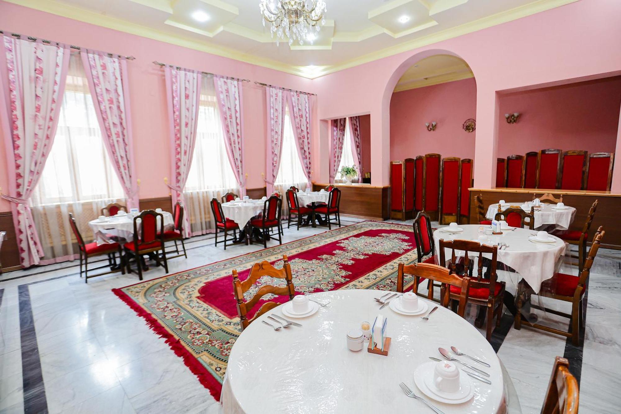 Yangi Sharq Hotel Самарканд Екстериор снимка
